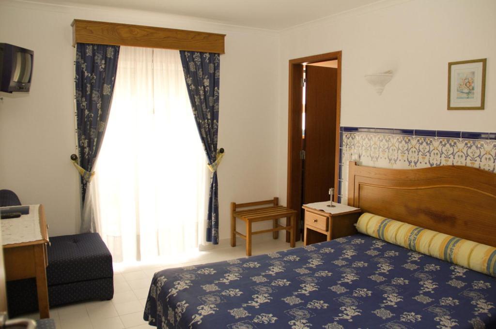 Hotel Atlantica Sao Martinho do Porto Room photo
